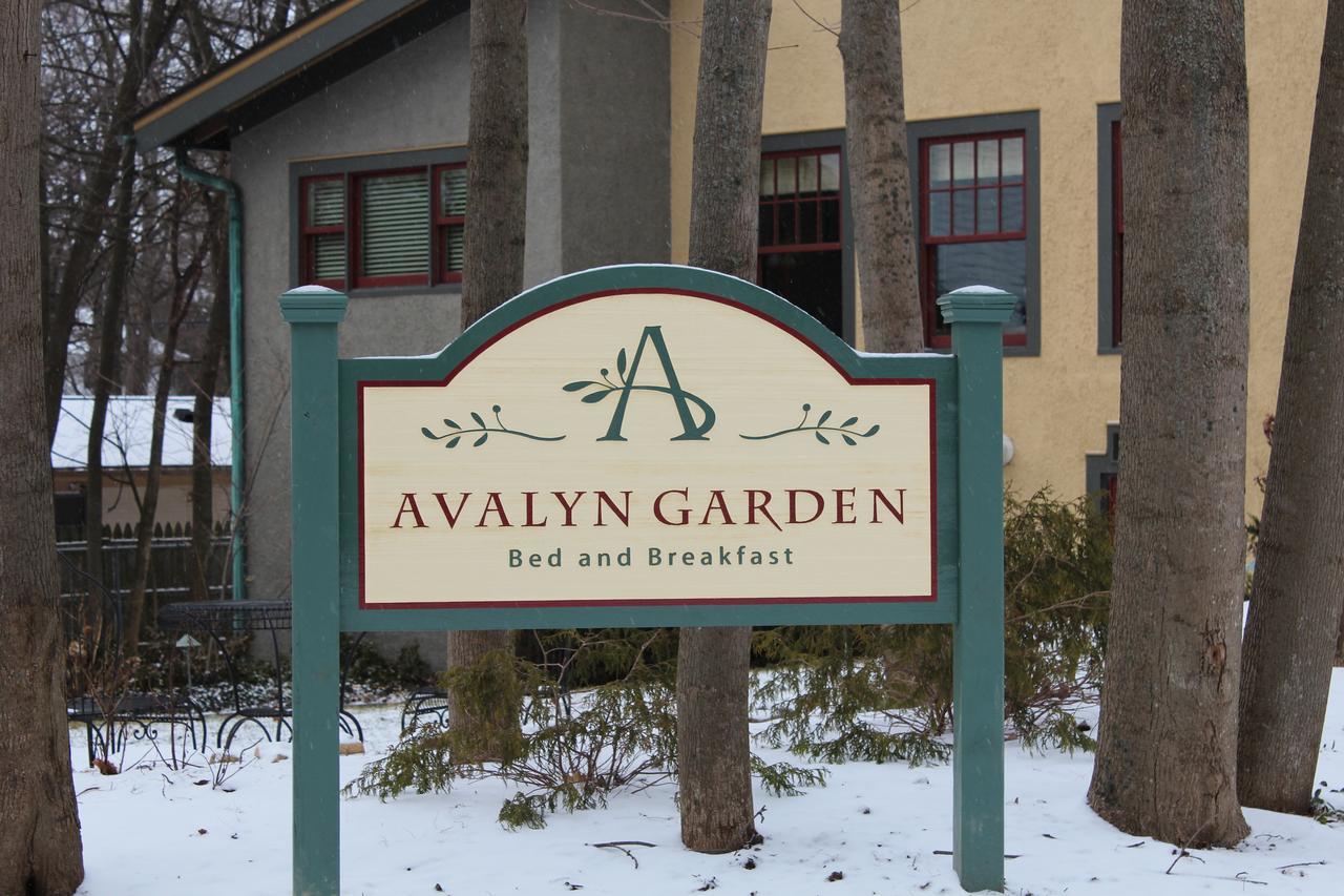 Avalyn Garden Bed And Breakfast Ann Arbor Esterno foto